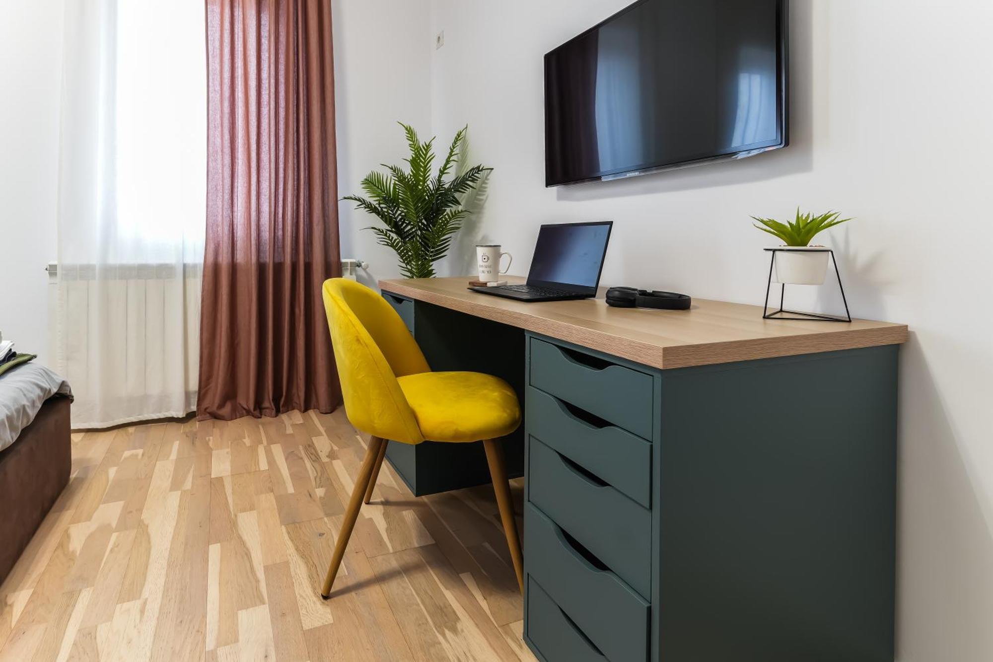 Amalia - Quiet 1br With Parking & Wi-fi Appartamento Bucarest