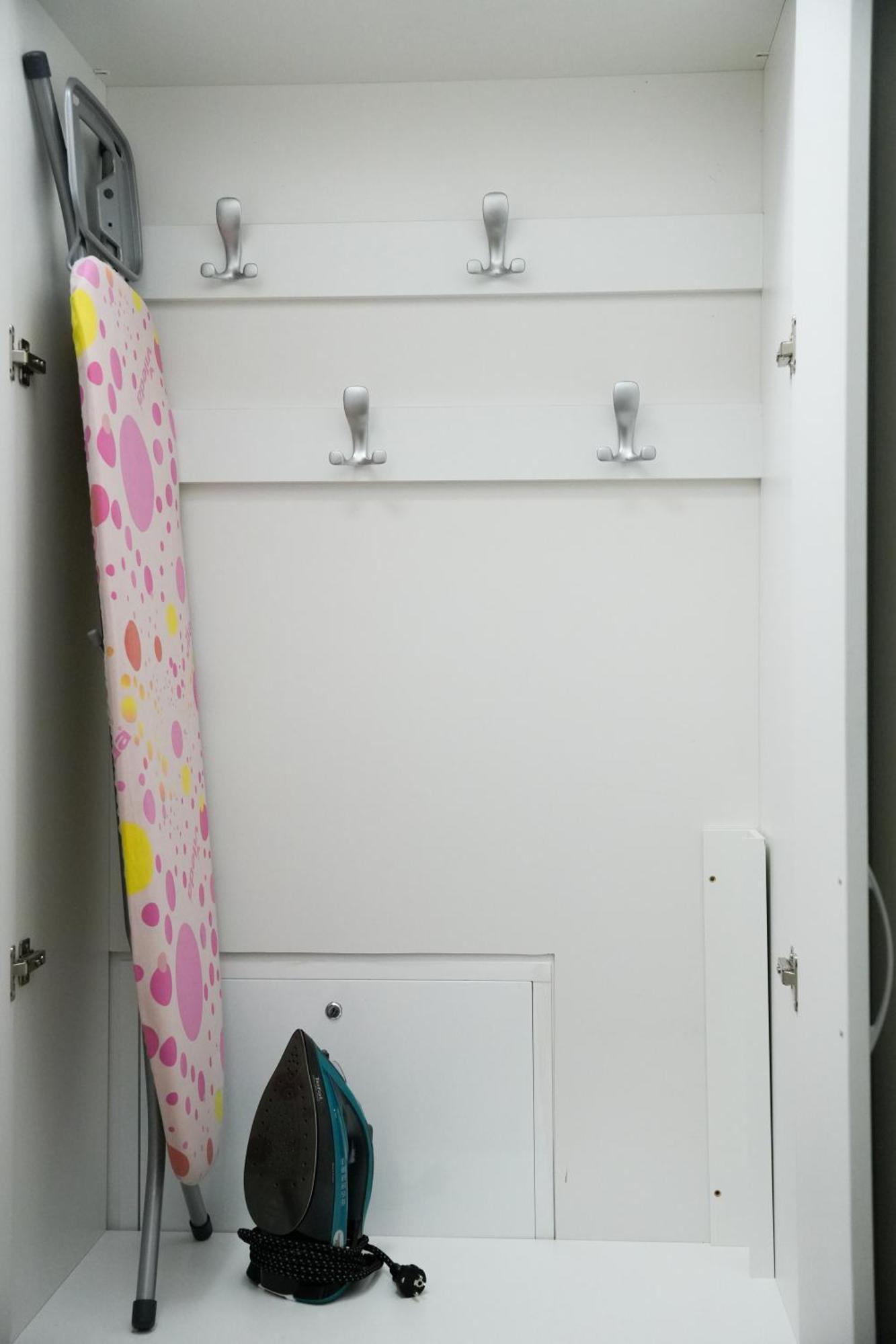 Appartamento Amalia - Quiet 1br With Parking & Wi-fi Bucarest
