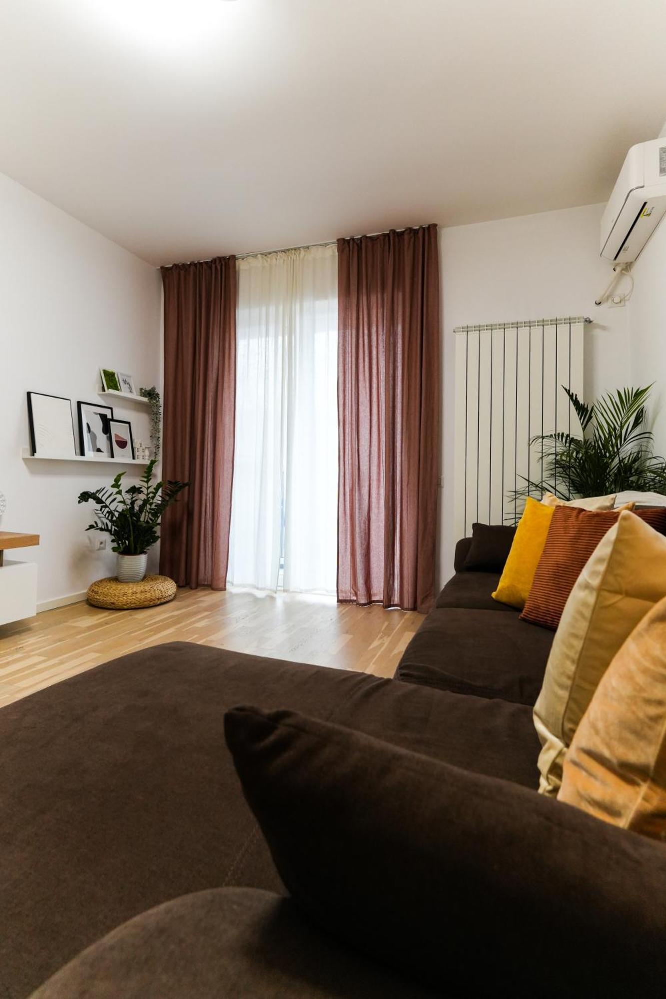 Apartment Amalia - Quiet 1br With Parking & Wi-fi
